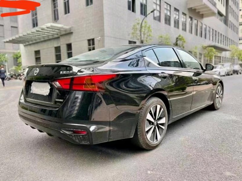 东莞21年日产天籁8