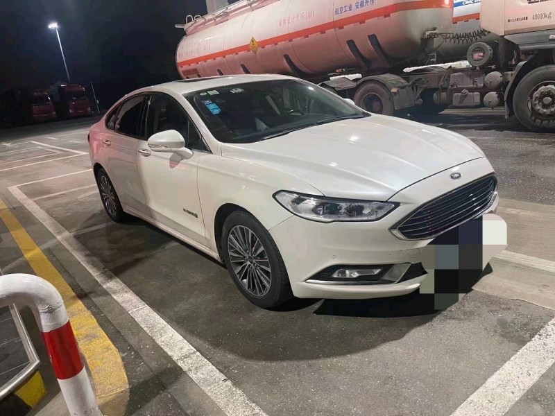 重庆17年福特蒙迪欧2