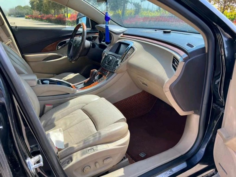 盐城10年别克君越9