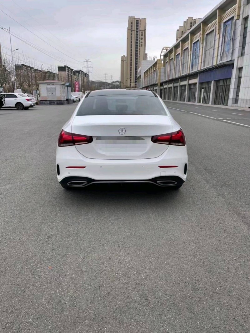 东营19年奔驰A6