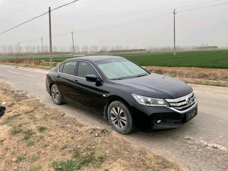 济南16年本田雅阁2