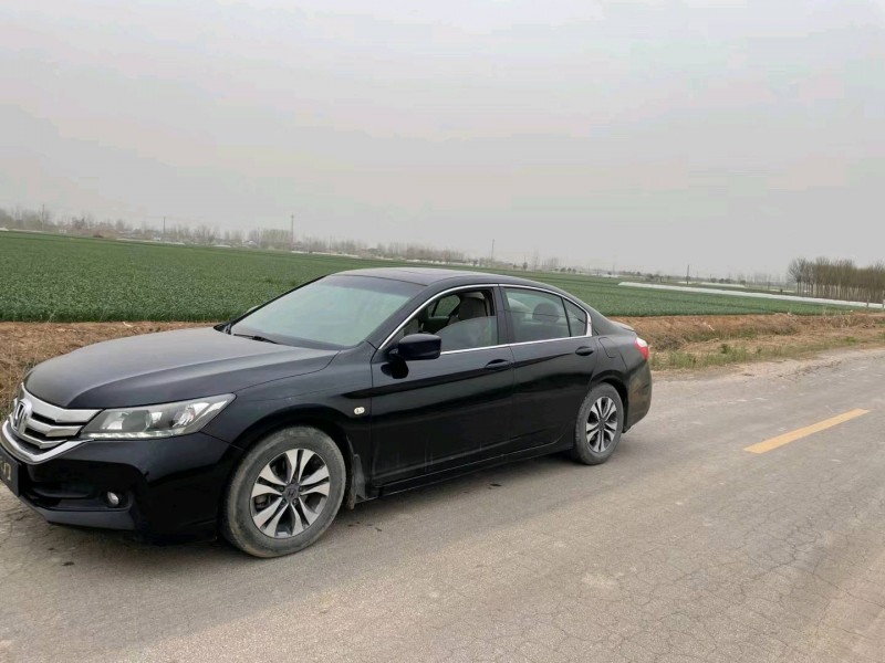 济南16年本田雅阁3