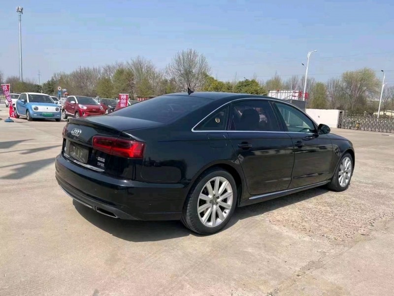 济宁16年奥迪A66