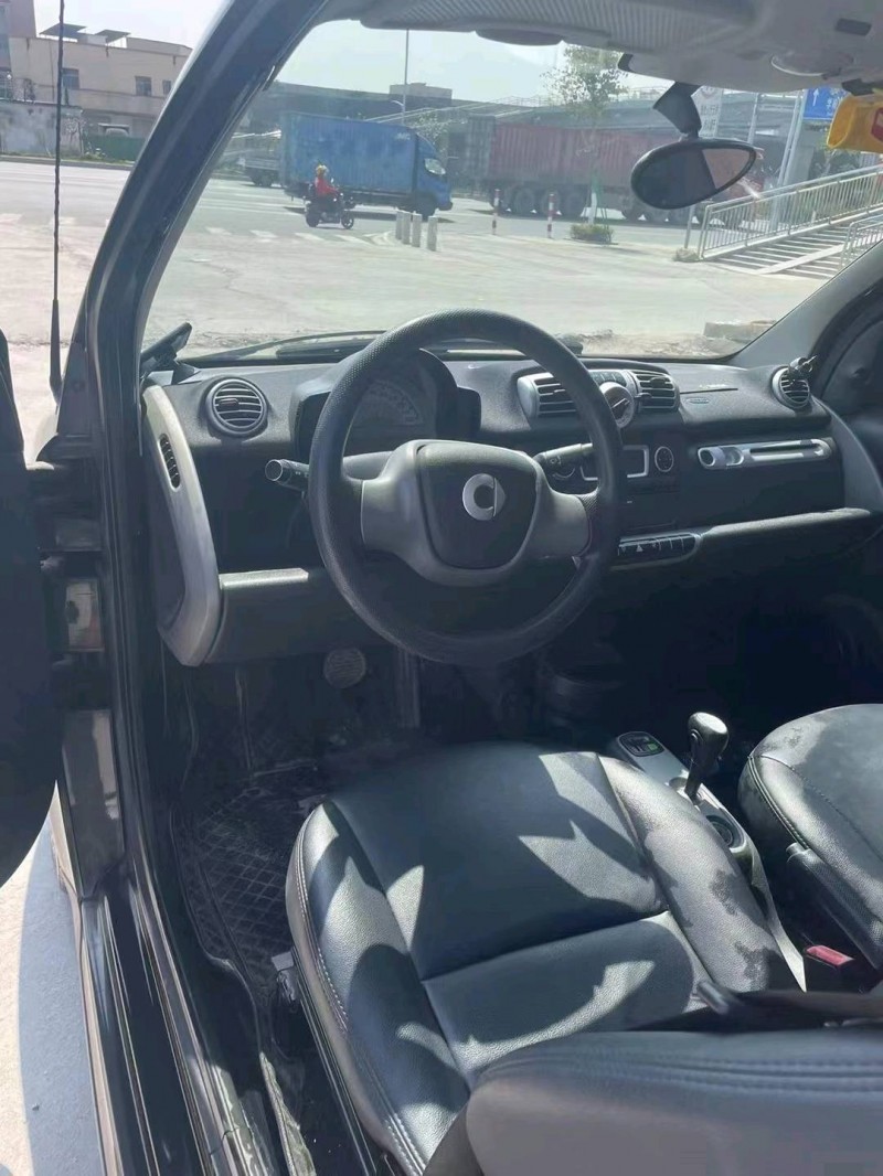 广州11年奔驰smart4