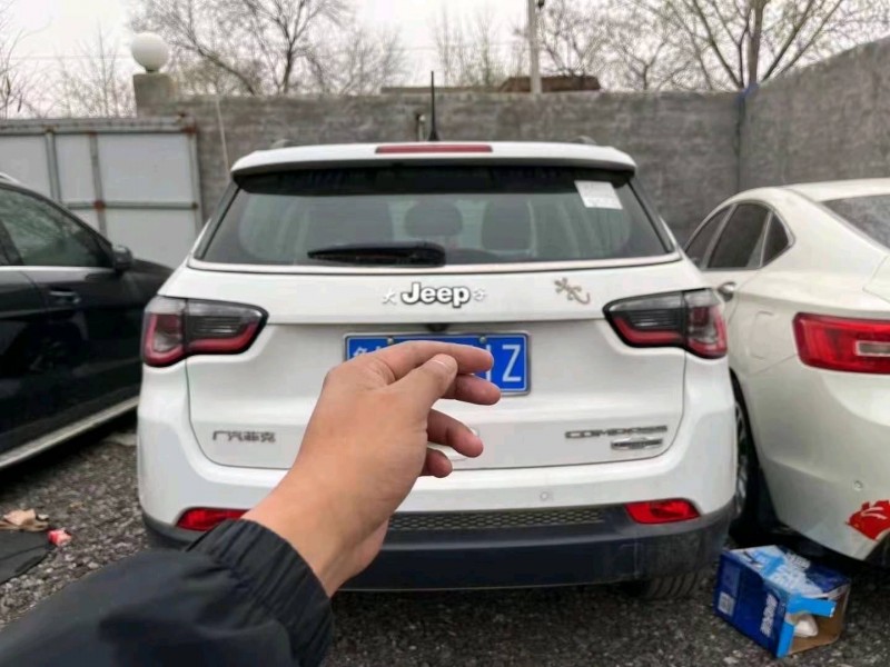 济南17年Jeep自由光4