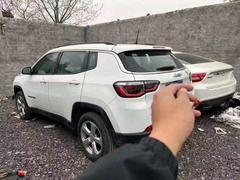 济南17年Jeep自由光6