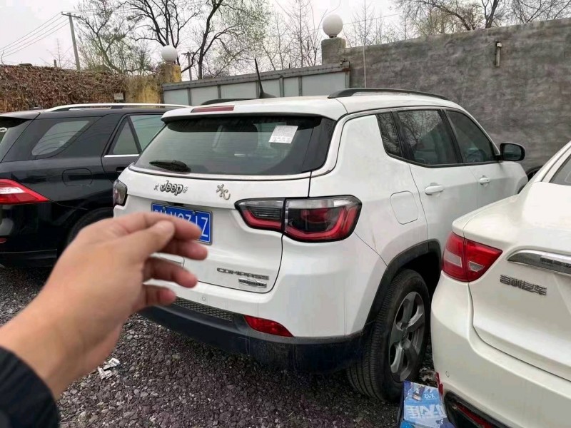 济南17年Jeep自由光5