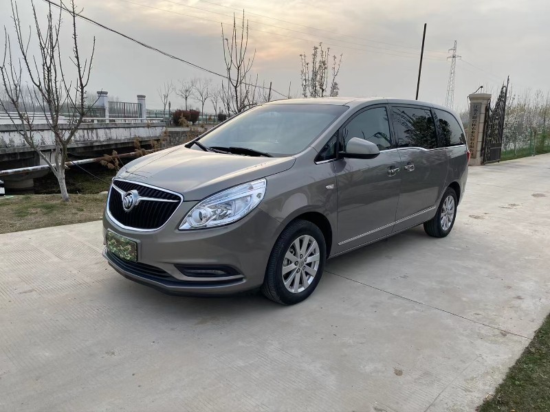 徐州19年别克GL82