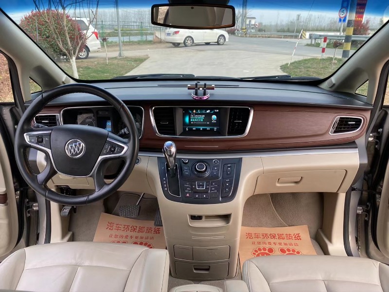 徐州19年别克GL84