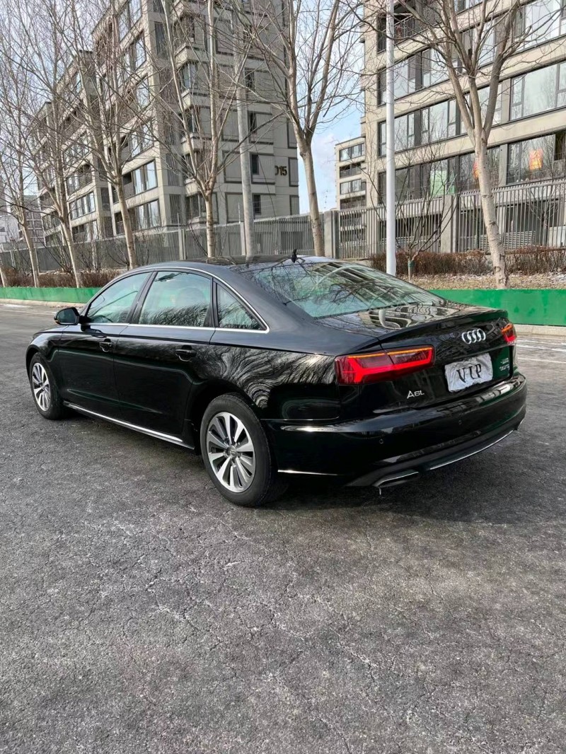 沈阳17年奥迪A6L8