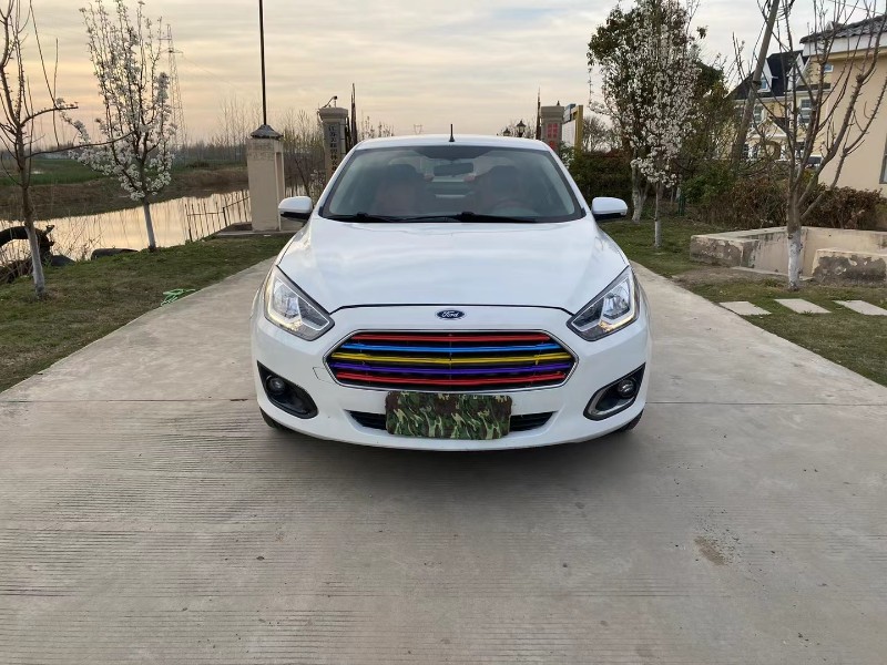 徐州15年福特福睿斯1