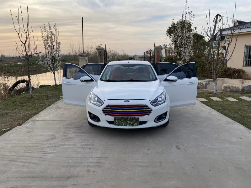 徐州15年福特福睿斯7