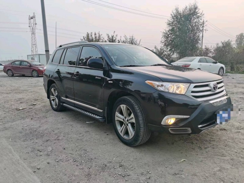 保定14年丰田汉兰达2