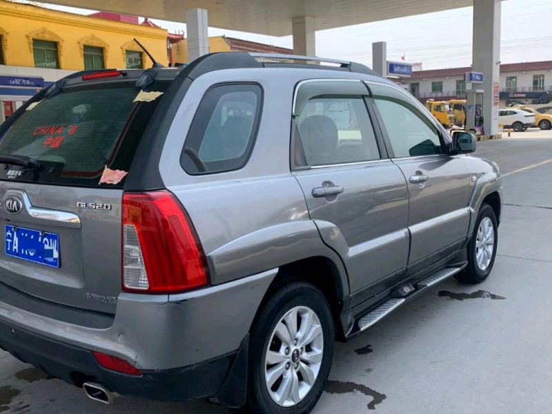 保定13年起亚狮跑4