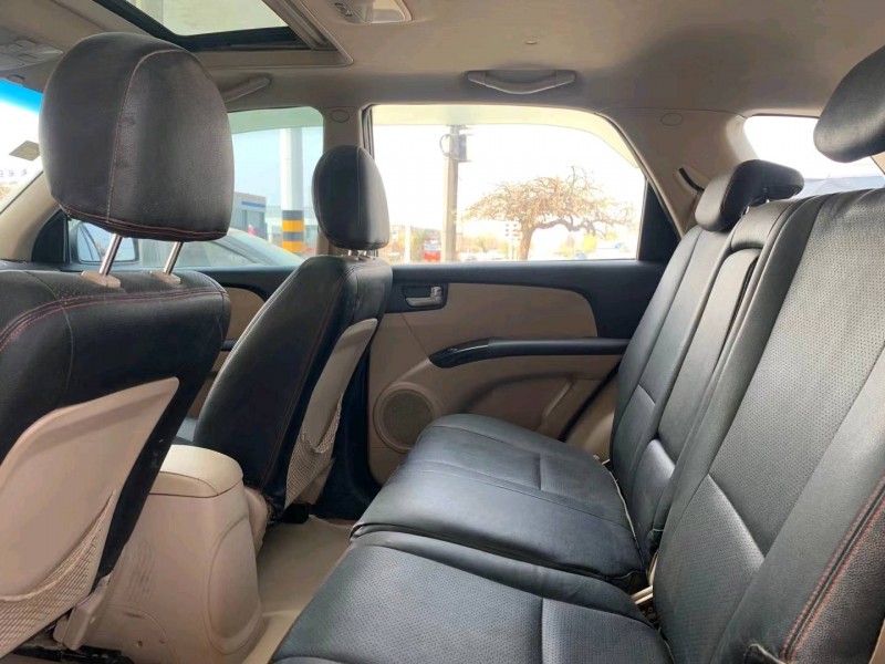 保定13年起亚狮跑7