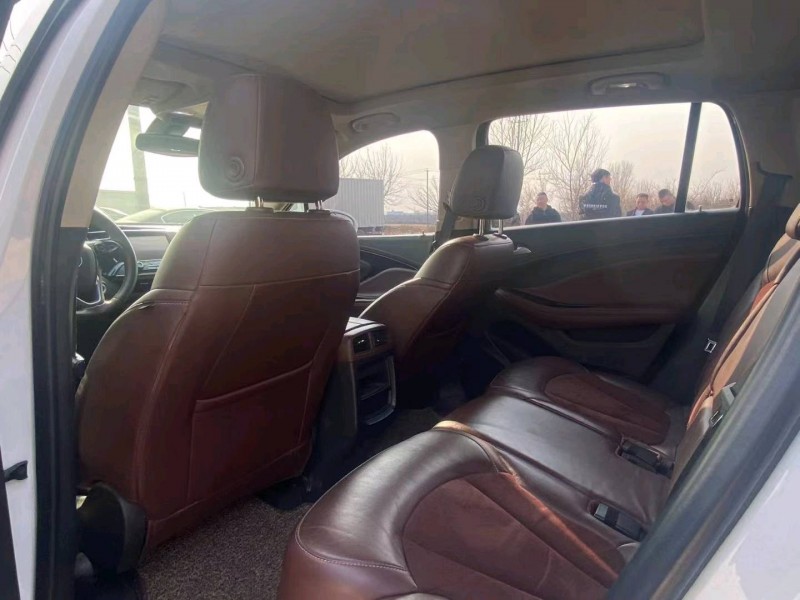 保定16年别克昂科威5