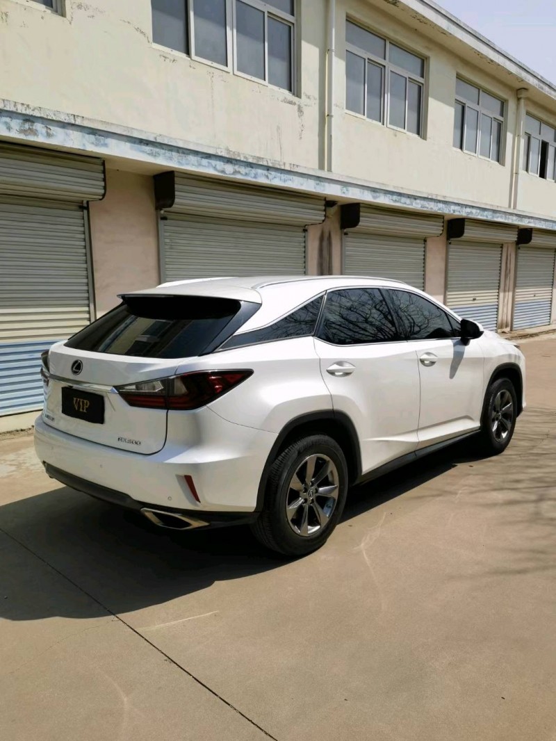 青岛18年雷克萨斯RX7