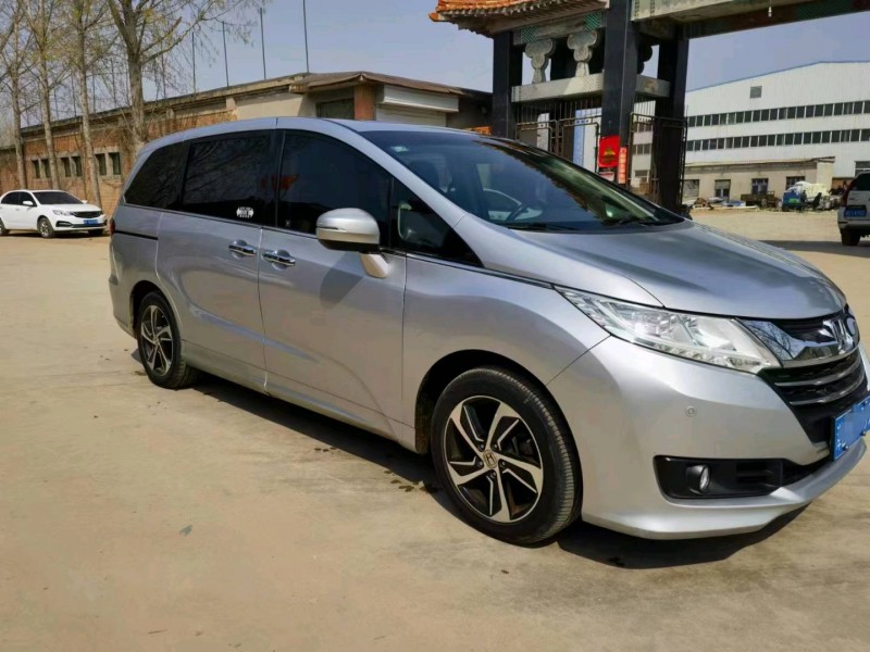 保定15年本田奥德赛2