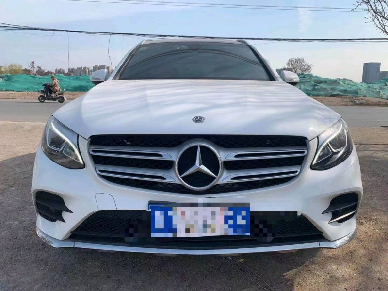 青岛19年奔驰GLC1