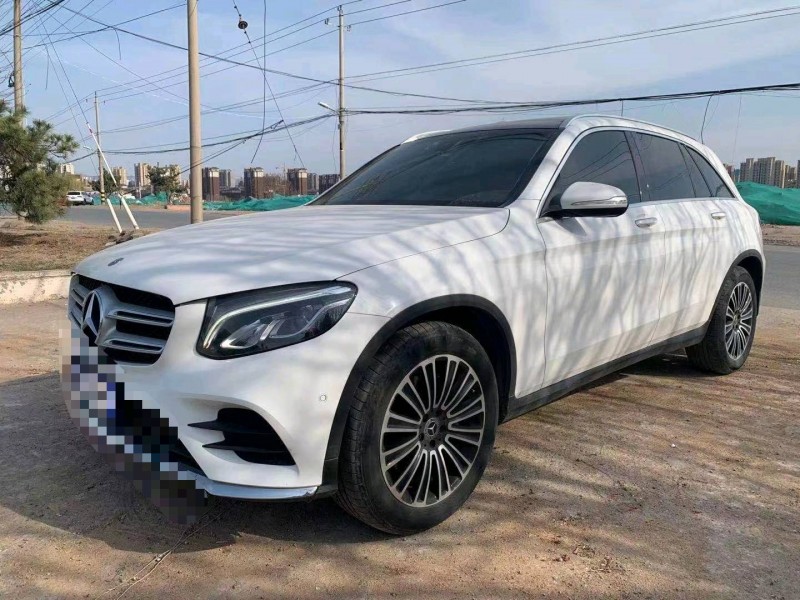 青岛19年奔驰GLC3