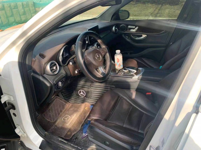 青岛19年奔驰GLC4