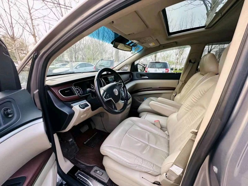 聊城17年别克GL84