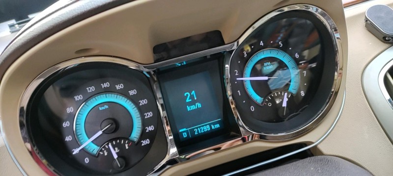 中山13年别克君威2