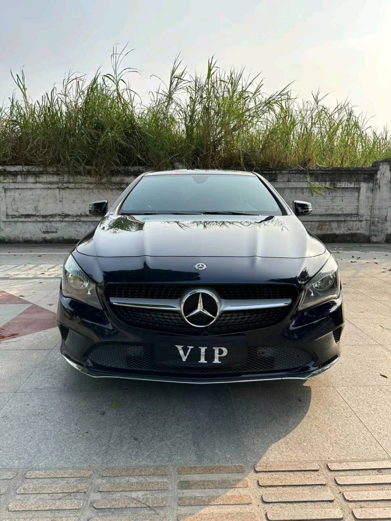 东莞17年奔驰CLA1