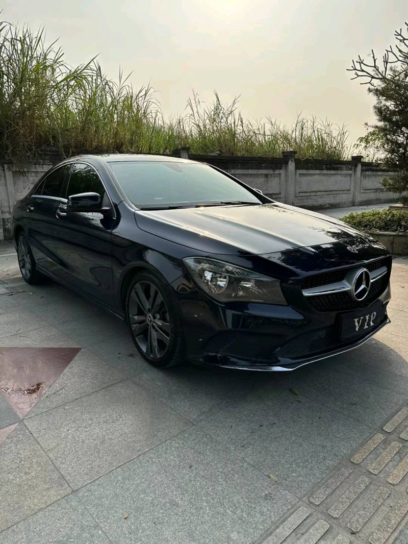 东莞17年奔驰CLA3