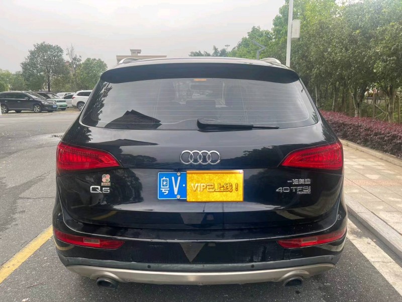 宜昌14年奥迪Q58
