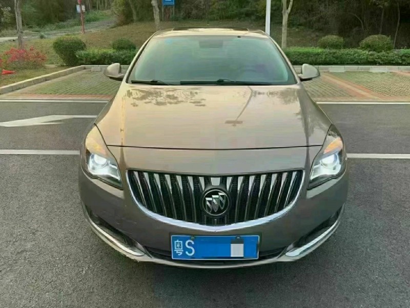 广州15年别克君威1