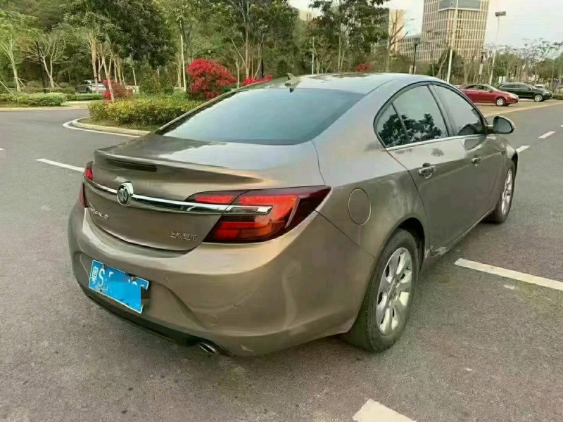 广州15年别克君威7