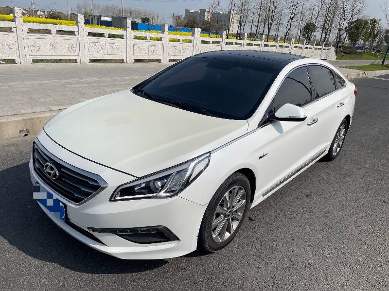 泰州15年现代索纳塔九2