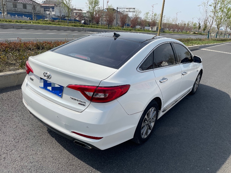 泰州15年现代索纳塔九5