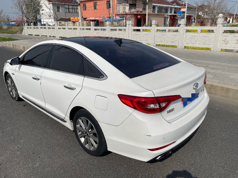 泰州15年现代索纳塔九6