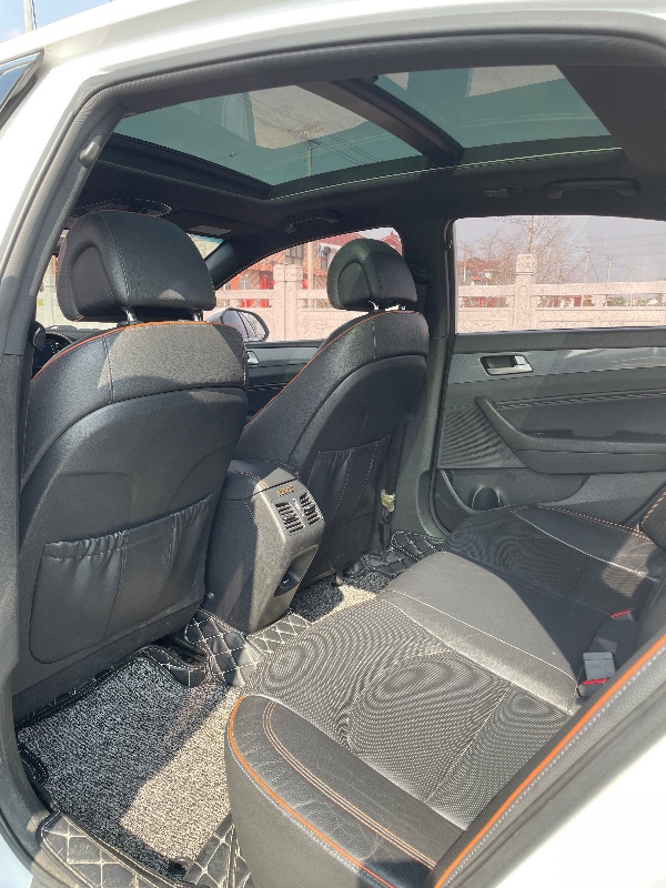 泰州15年现代索纳塔九8