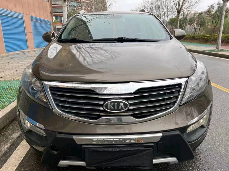 宁波14年起亚智跑1