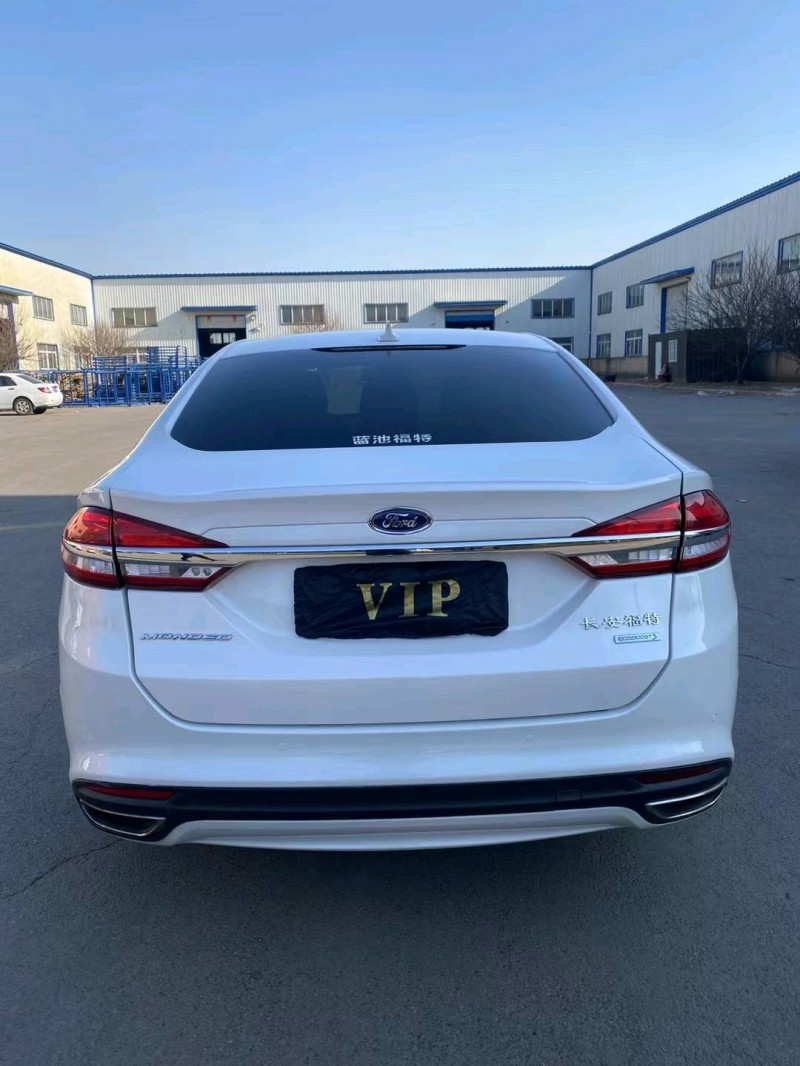 沈阳17年福特蒙迪欧9