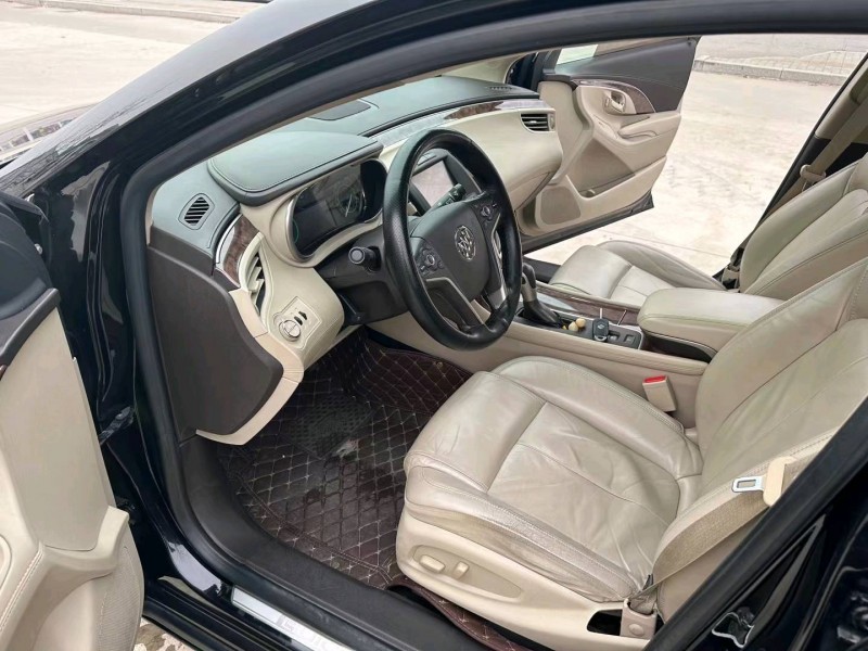 徐州15年别克君越5