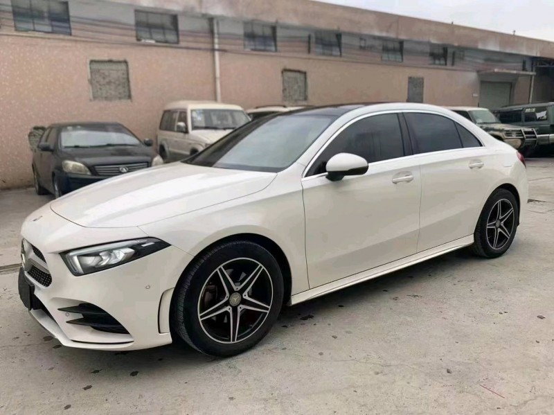 广州20年奔驰A3