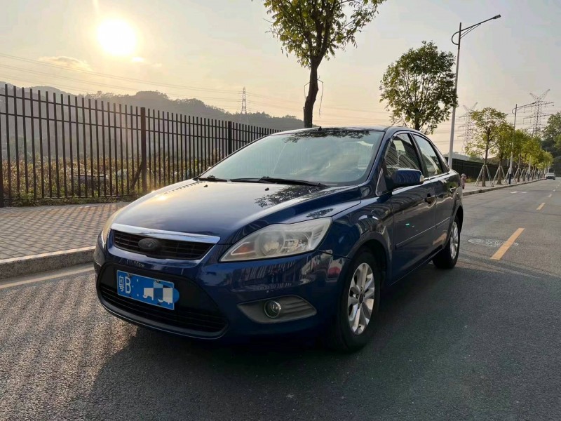 广州14年福特福克斯6