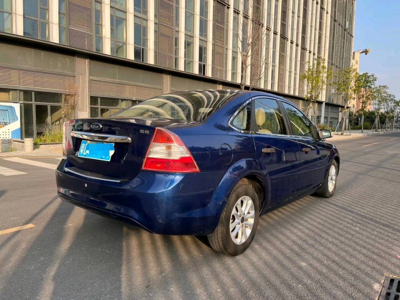 广州14年福特福克斯7