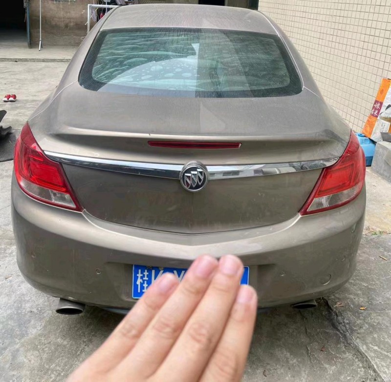 珠海11年别克君威2