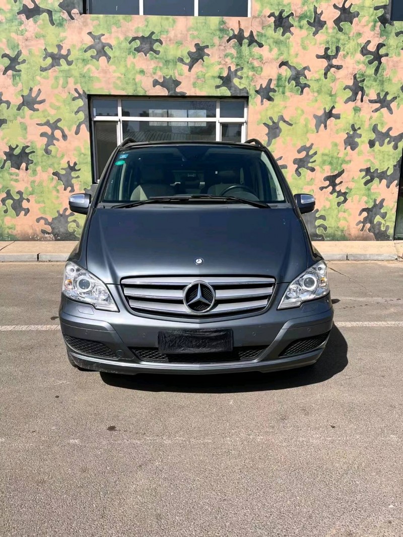 沈阳18年奔驰唯雅诺1