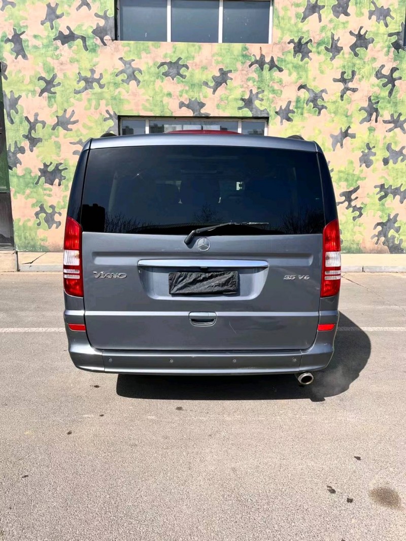 沈阳18年奔驰唯雅诺4