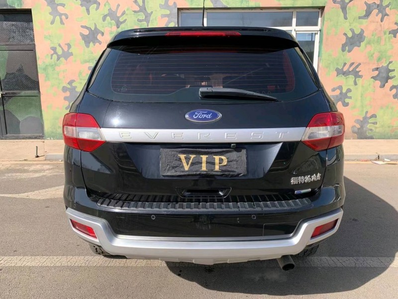 沈阳17年福特撼路者8