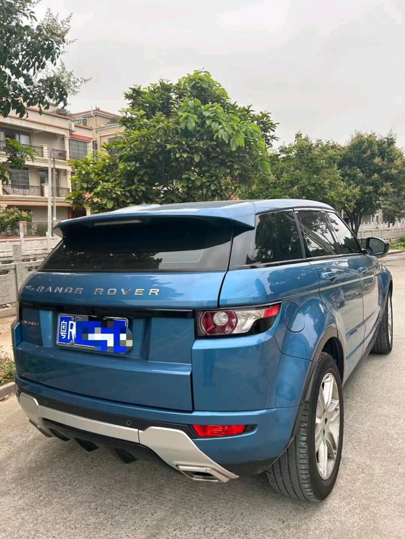 深圳15年路虎极光8