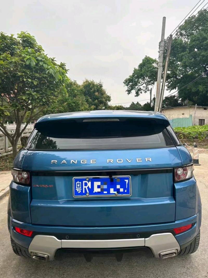 深圳15年路虎极光9