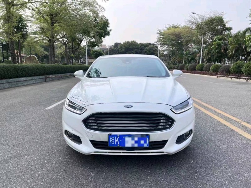 珠海16年福特蒙迪欧1