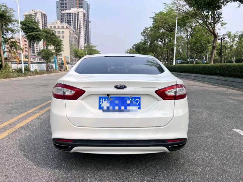 珠海16年福特蒙迪欧2